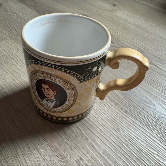 Disney Princess 25th Anniversary Anastasia Mug - Green and Yellow - Picture 4 of 8